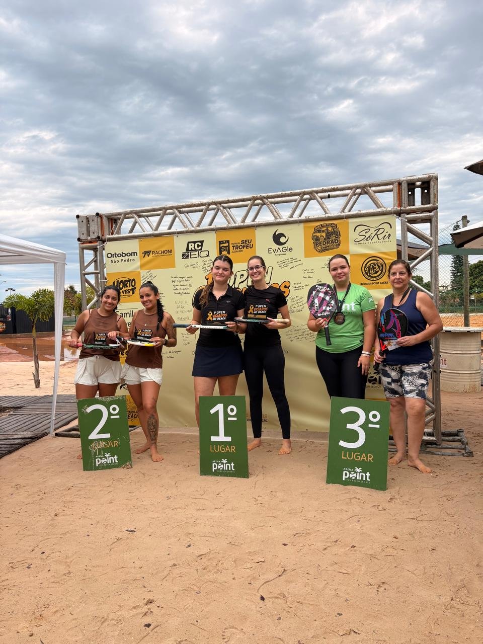 Pódio feminino do 1º Open VNB